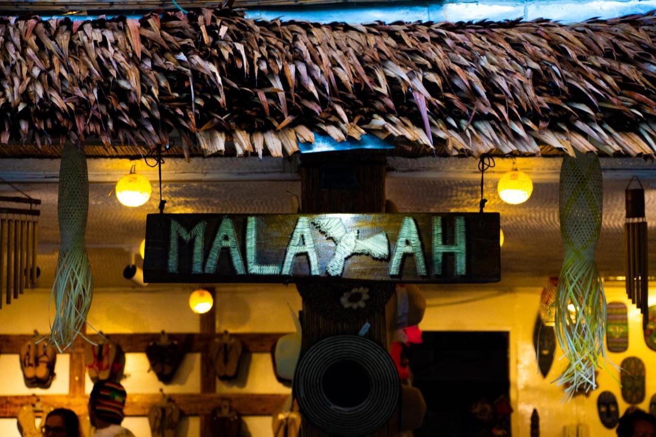Malayah Hostel General Luna  Exterior photo