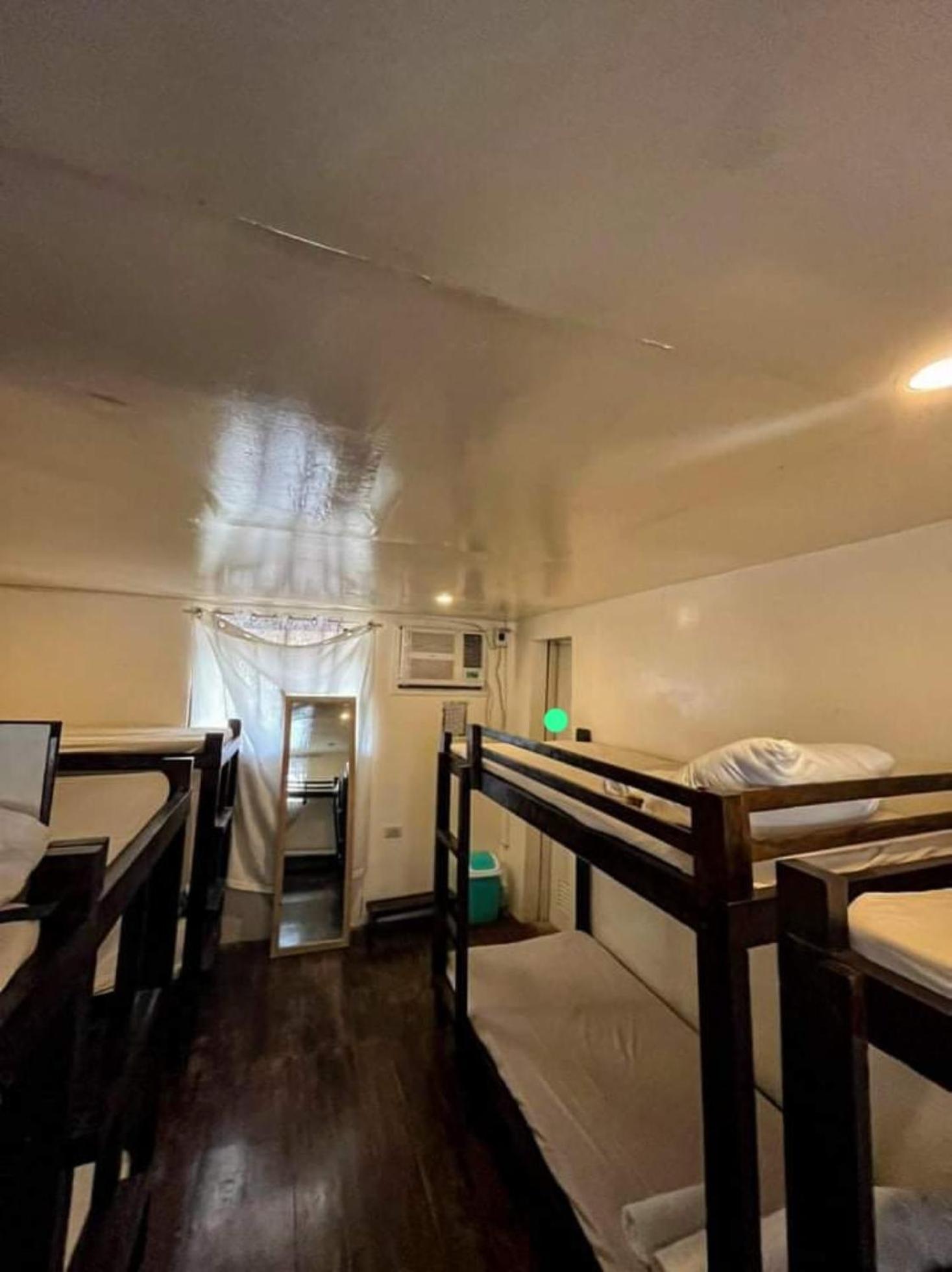 Malayah Hostel General Luna  Room photo